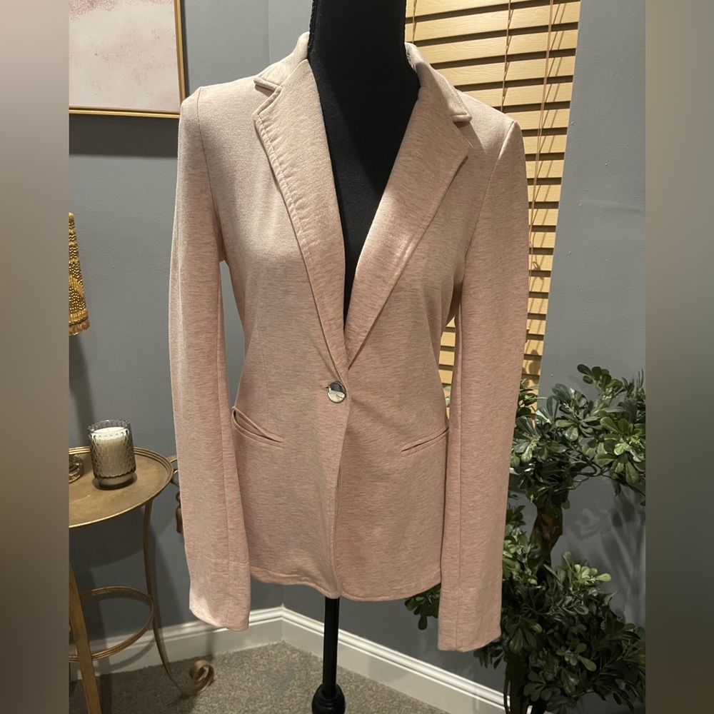 Pink jacket size p/s. Very confortable. Coton.